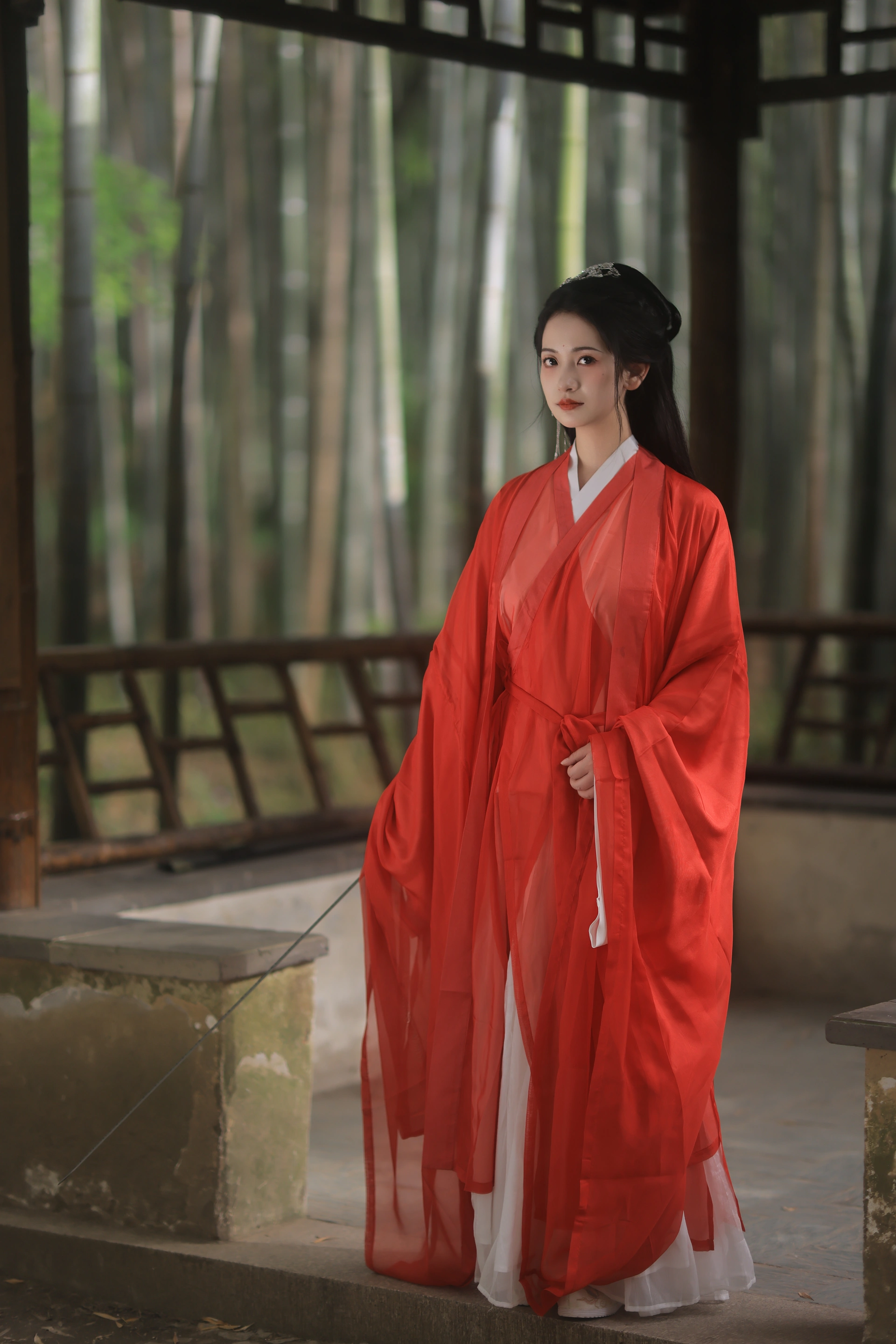[YITUYU艺图语]2023.11.04 红衣女子 言小七 2