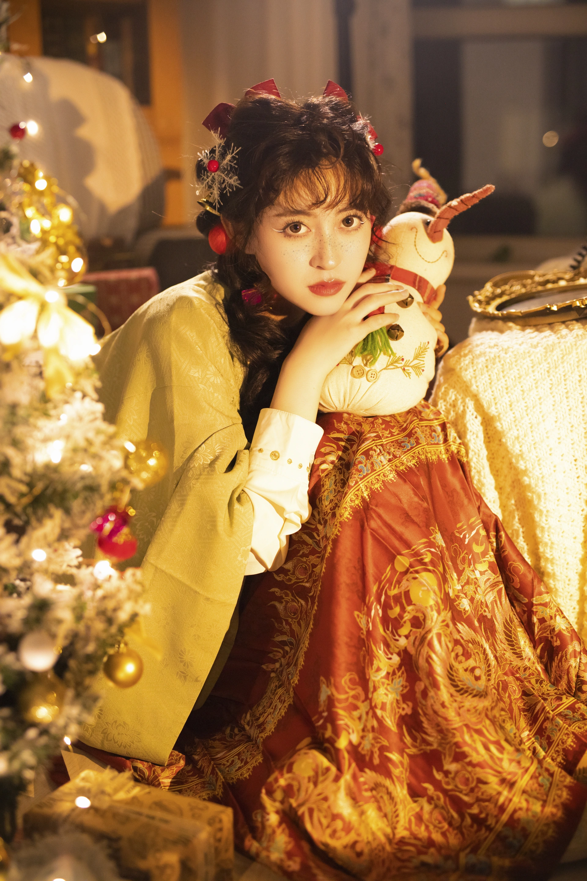 [YITUYU艺图语]2023.11.05 汉洋折中圣诞照 壹萱- 2